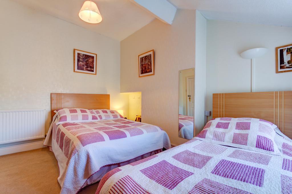 Guest house Dolphin Scarborough